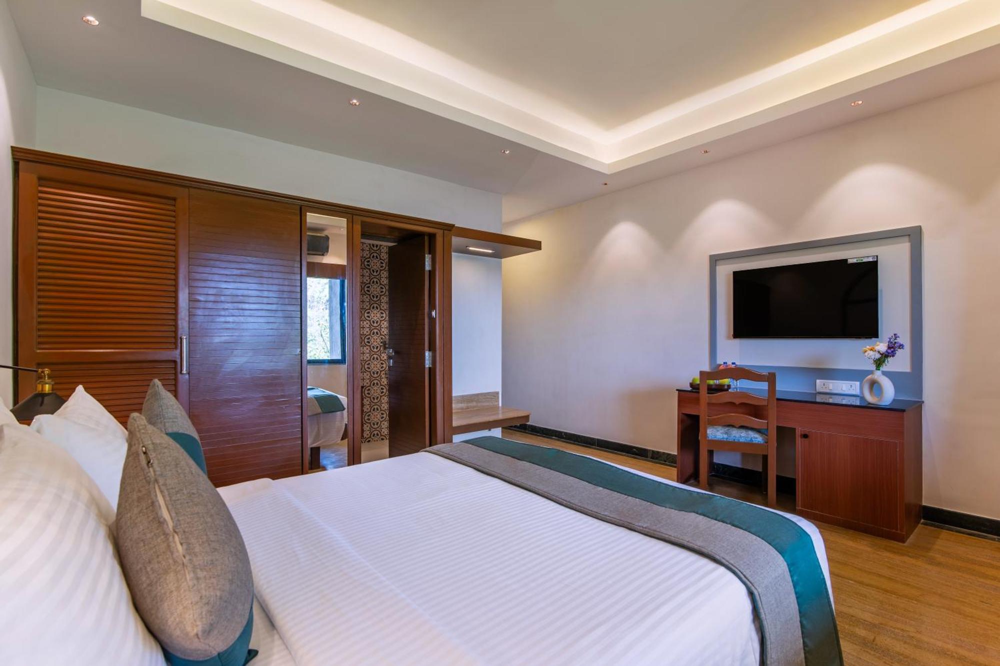 Sterling Karwar Hotel Kültér fotó