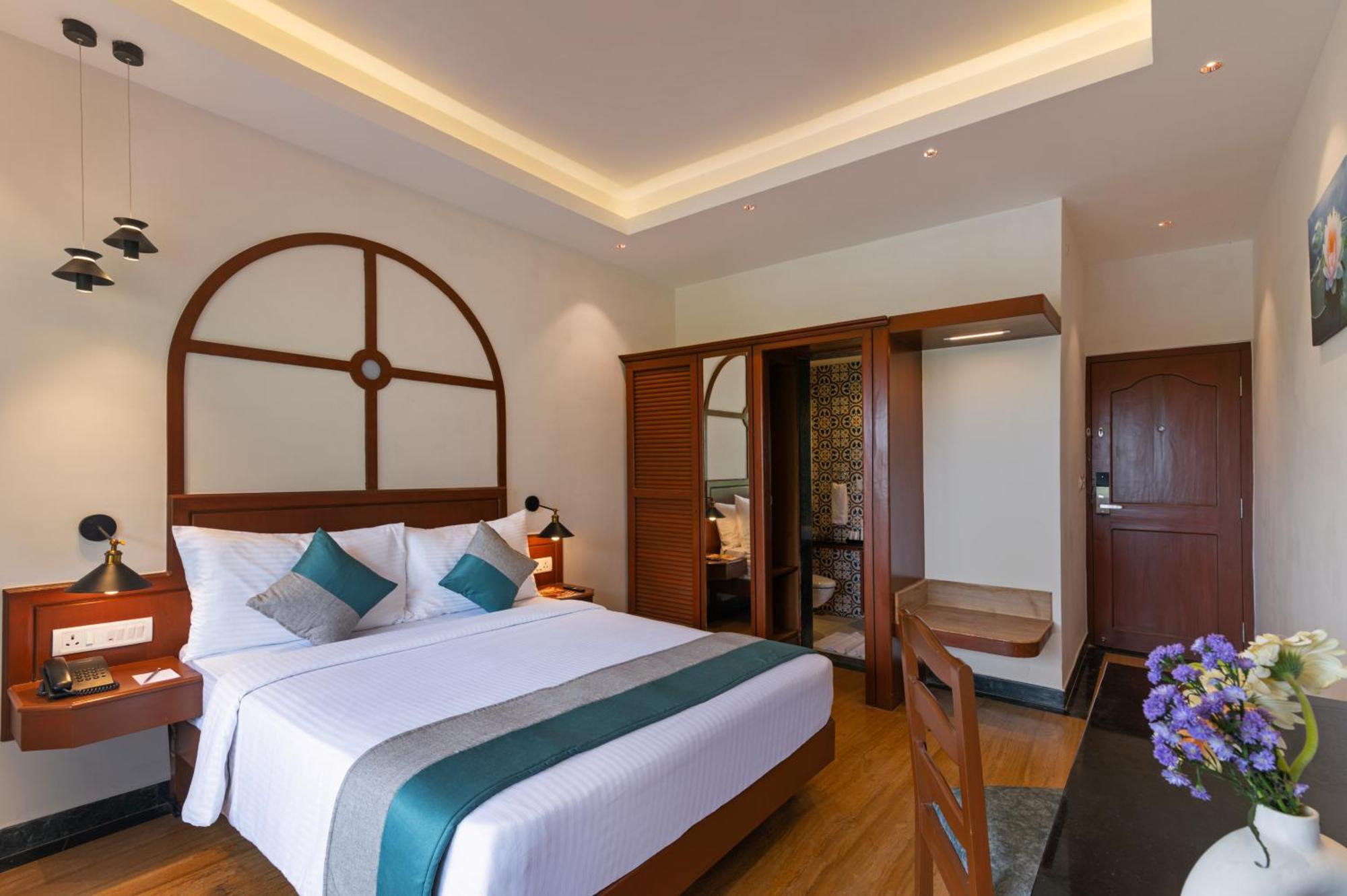 Sterling Karwar Hotel Kültér fotó